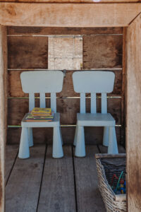 Spelen La-Bastide speelhuisje gezellig samen een boekje lezen