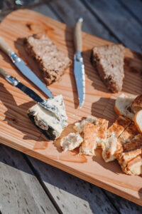 Table d'hôtes La-Bastide aankomstmenu borrelplank